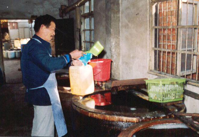 一勺盐浙江父子却靠它撑起一个千亿帝国麻将胡了网址花2000元冤枉钱买了(图9)
